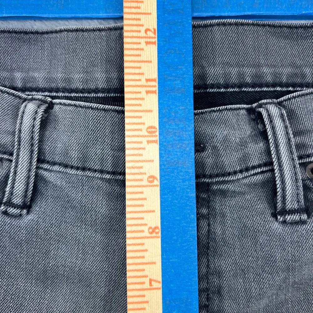 Levis normal wear
